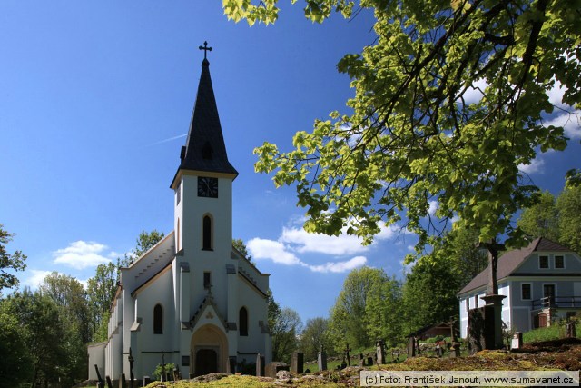 Kostel v Zadní Zvonkové
