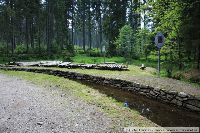 Schwarzenberský kanál - hraniční přechod Ježová
