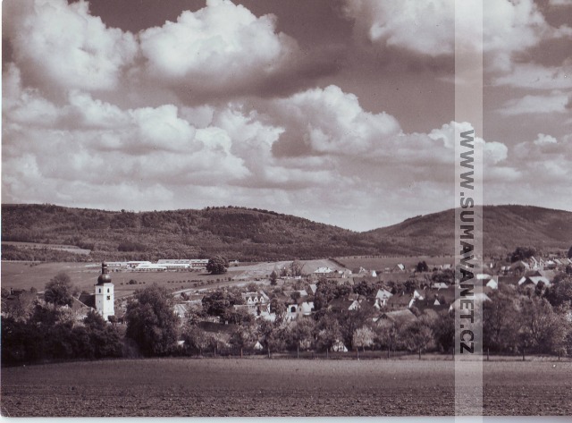 Chudenice od severozápadu , 80. léta 20. století, foto Miloslav Semenský
