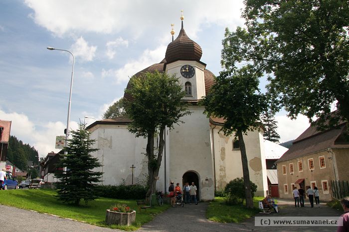 Kostel Panny Marie Pomocné z hvězdy
