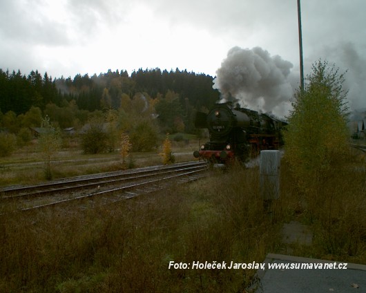 Příjezd parní lokomotivy
