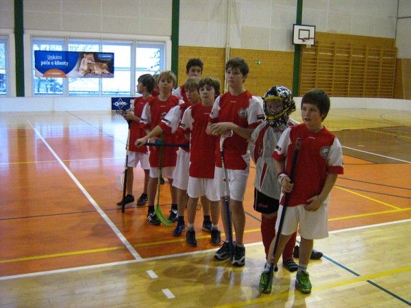2010.11.30. Florbal 6,7 H
