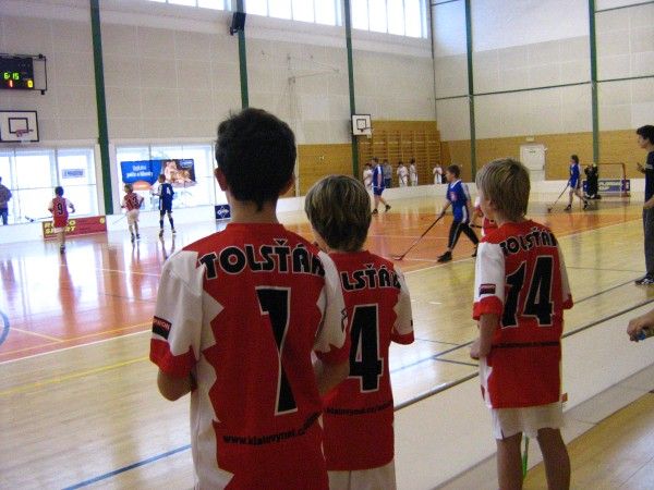 2010.11.30. Florbal 6,7 H
