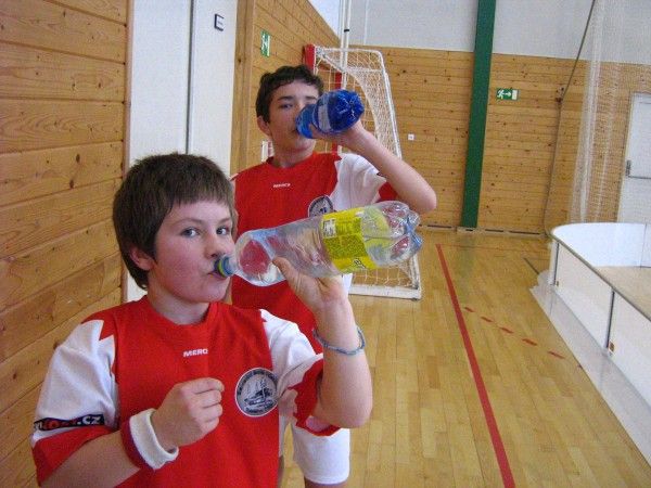 2010.11.30. Florbal 6,7 H
