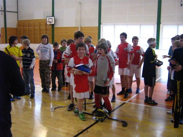 2010.11.30. Florbal 6,7 H
