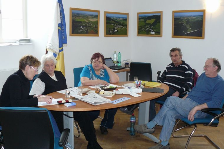 V Dešenicích Hana Menke, Jaroslava Várová, Miloslava Miškovičová, Slavomír Chlup a Petr Štembera
