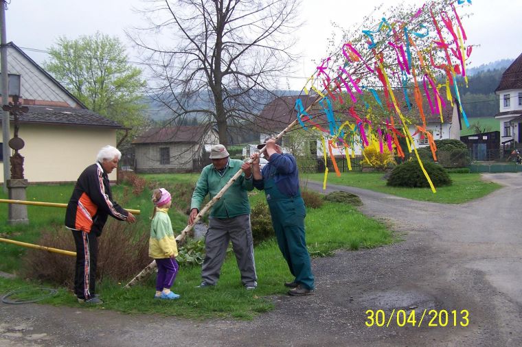 3012-04-30_Majka_na_Husim_28429.JPG
