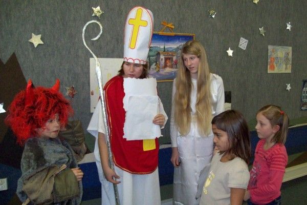 2010.12.2 Mikulášská besídka-ŠD
