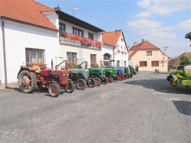 vesnice_roku_2013_154.jpg