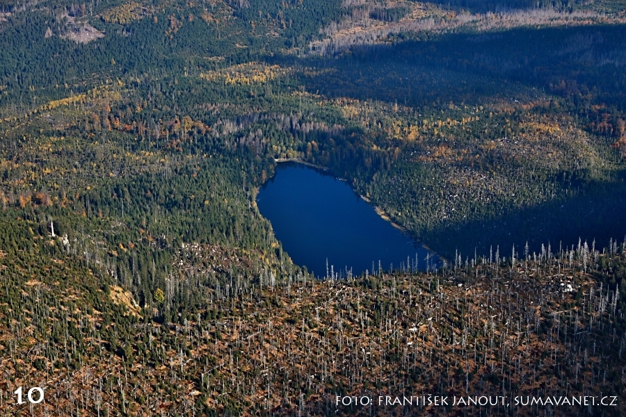 Podzimní Šumava 2021 z ptačí perspektivy 
Klíčová slova: Šumava;letecké pohledy;