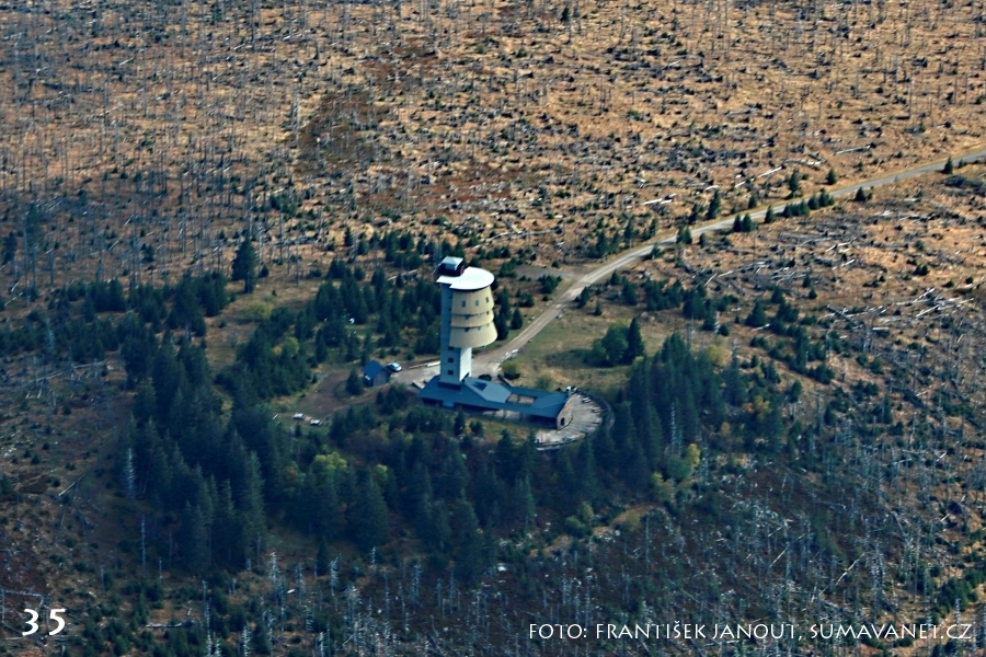 Podzimní Šumava 2021 z ptačí perspektivy 
Klíčová slova: Šumava;letecké pohledy;