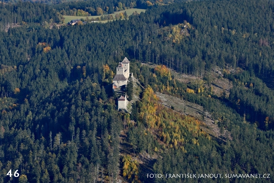 Podzimní Šumava 2021 z ptačí perspektivy 
Klíčová slova: Šumava;letecké pohledy;